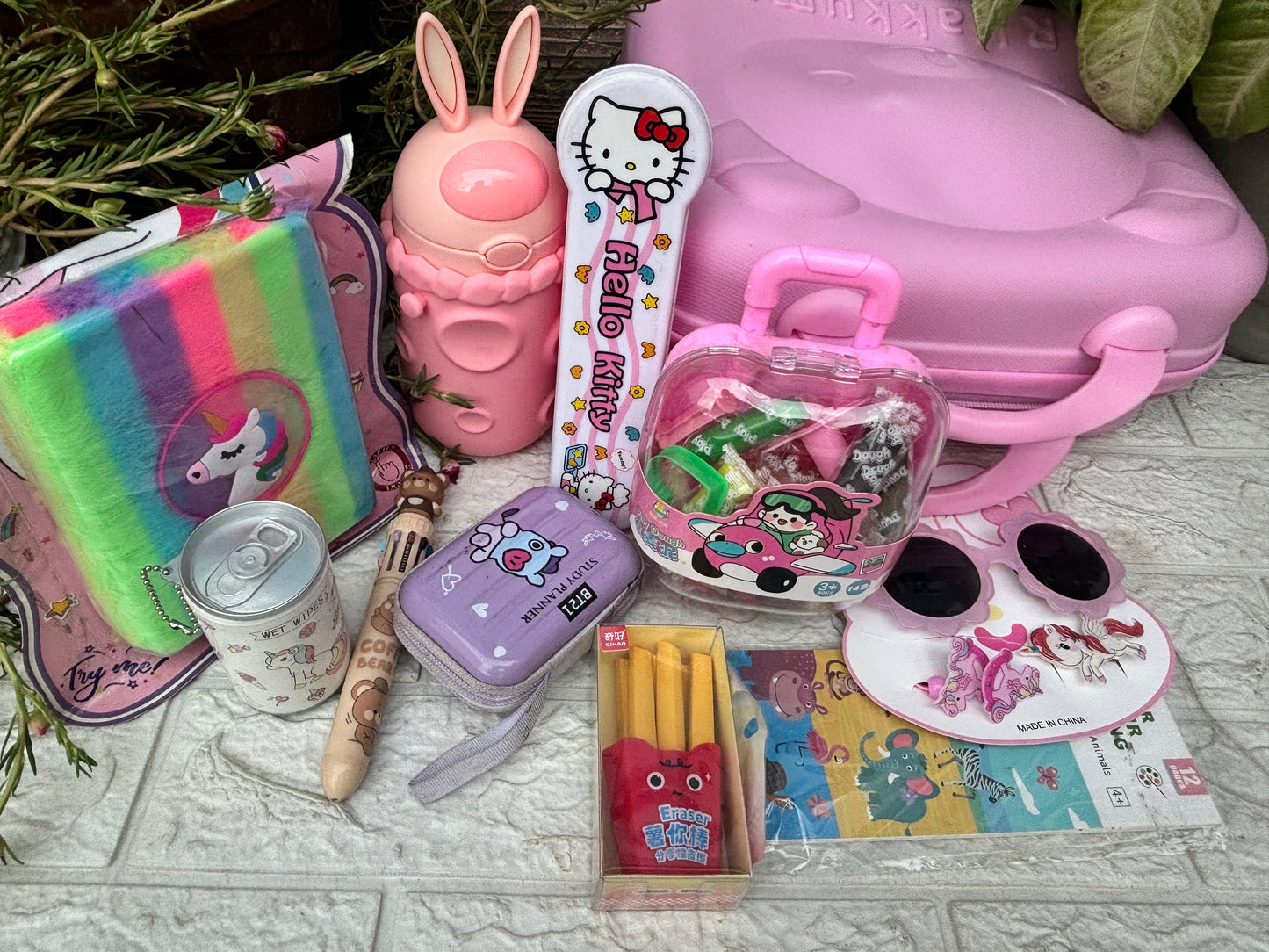 Suitcase hamper
