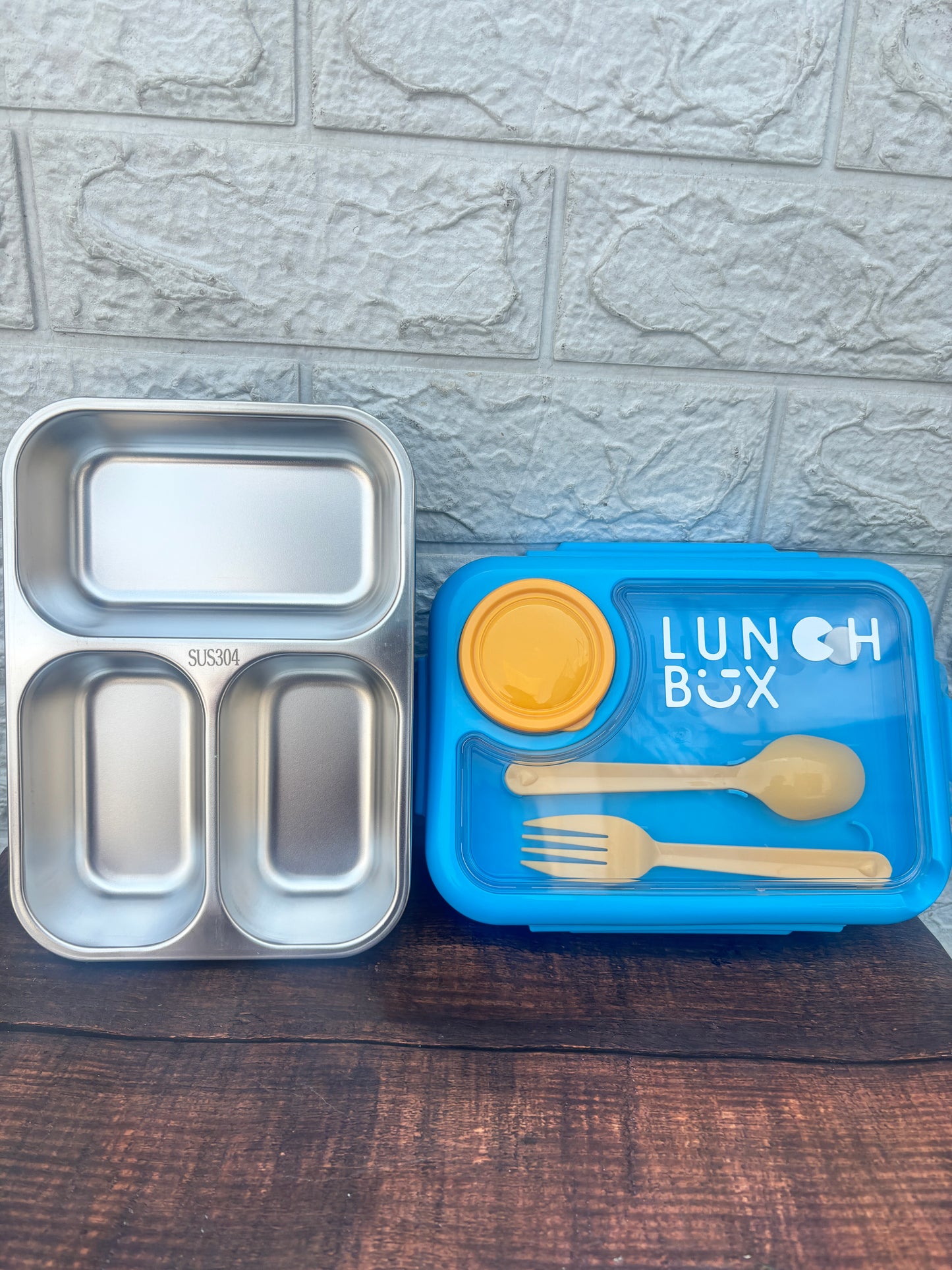 Lunch Box 3 Grids Stainless Steel Leak Proof With Spoon & fork & sauce box