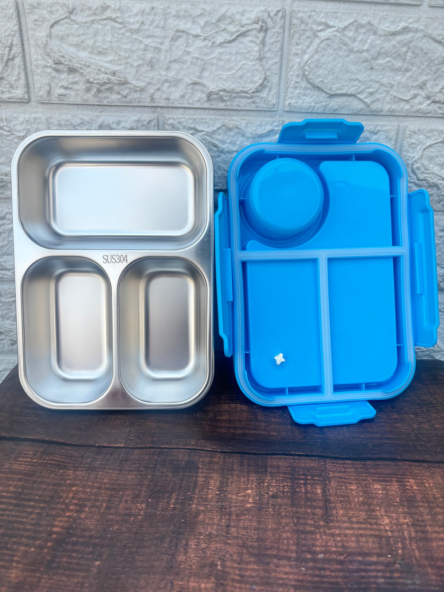 Lunch Box 3 Grids Stainless Steel Leak Proof With Spoon & fork & sauce box