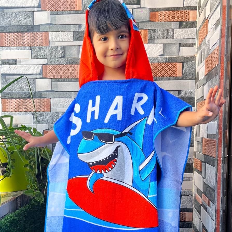 Spot hunt Hooded Poncho Bath Towels for Kids. Soft Absorbing Cartoon Printed Towels