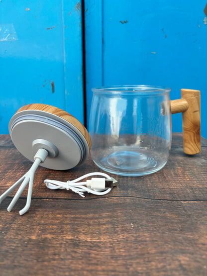 Self Stirring coffee mug