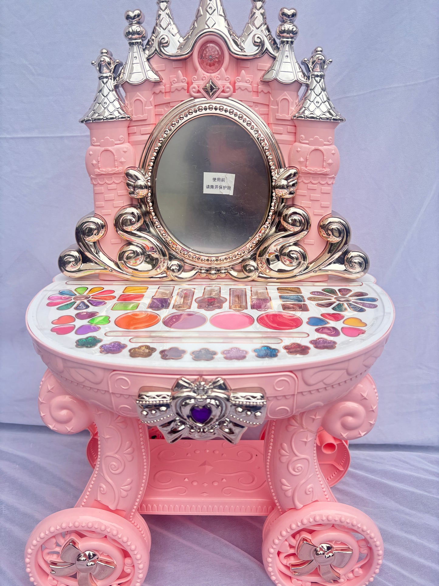 Moving dressing with all makeup