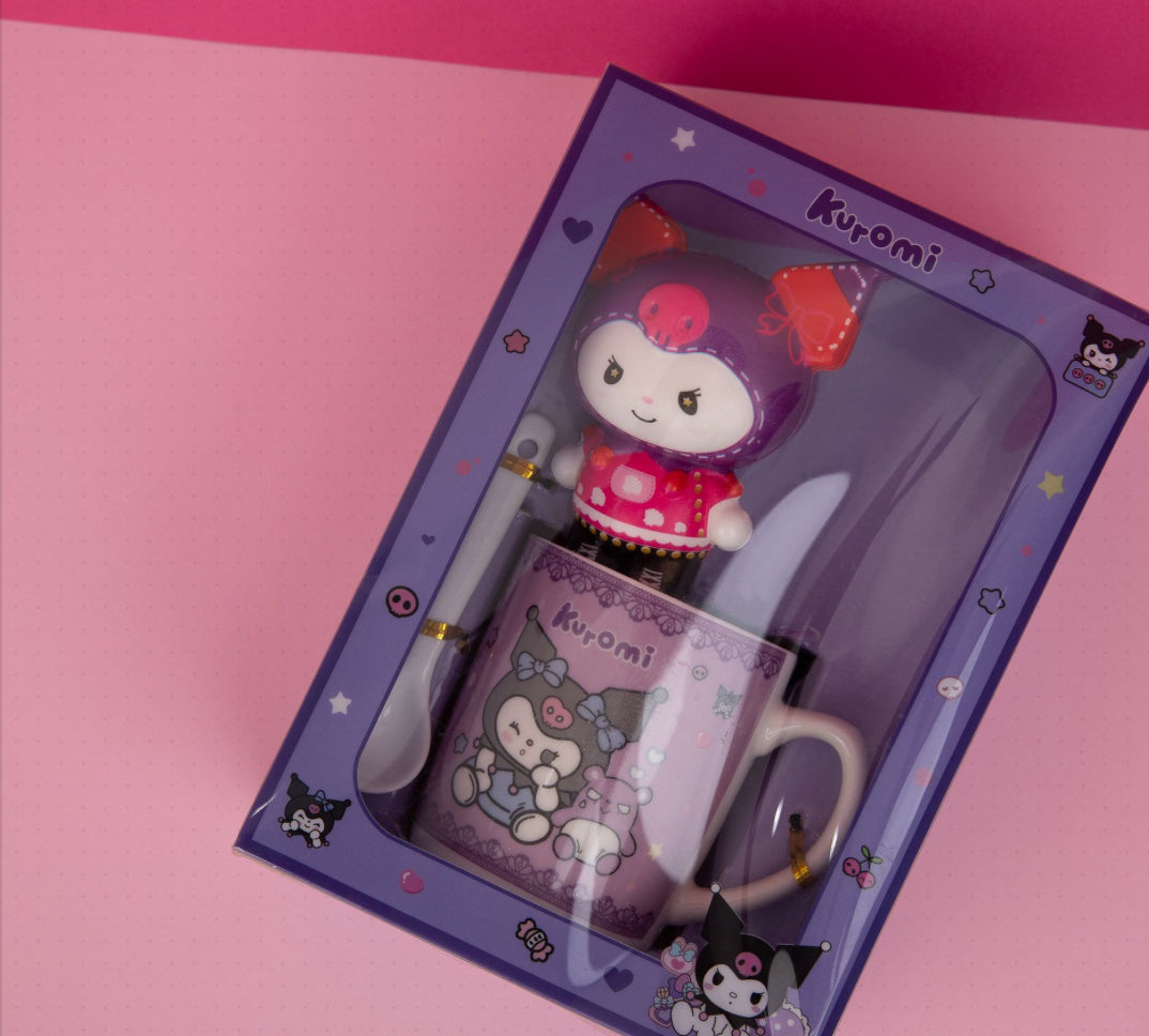 Themed mug with spoon