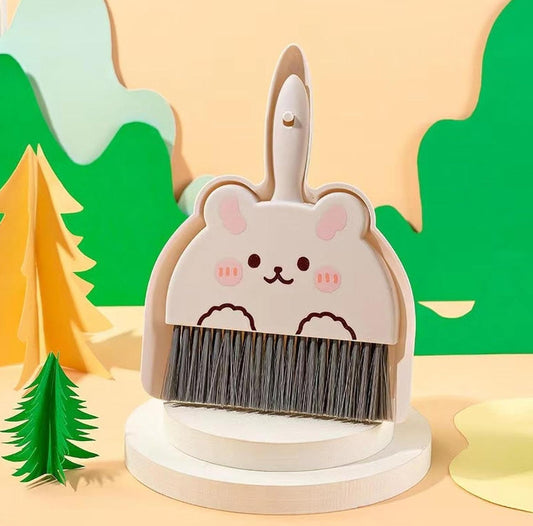 SpotHunt  Small Broom and Dustpan Set