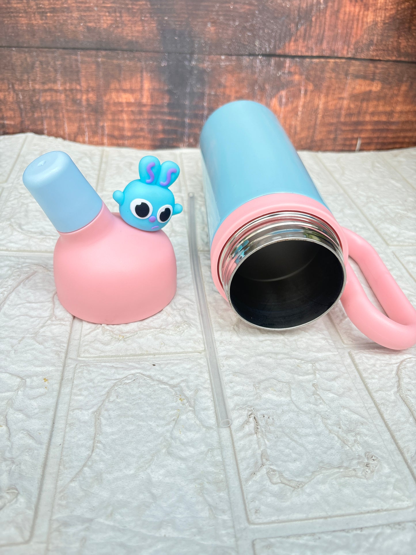 Kawaii Bottle Shaped Flask 800 ml