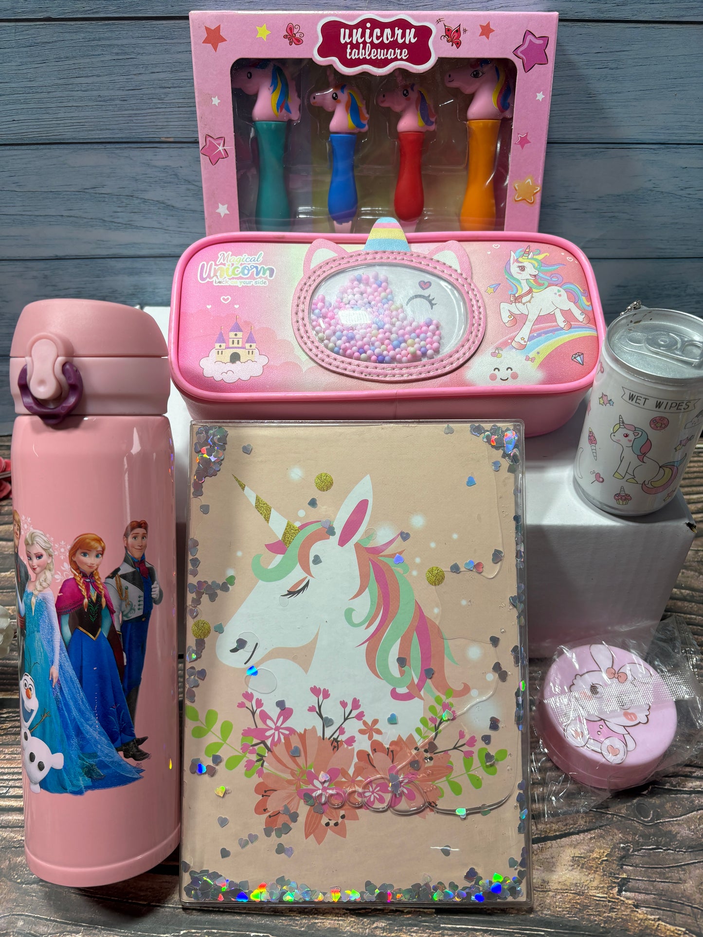 Hamper for girls