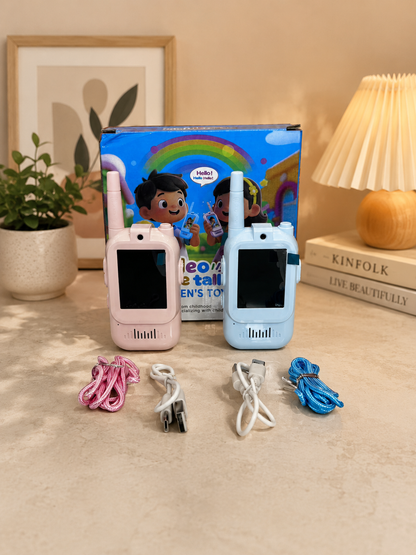 Walkie talkie set of 2 pink and blue with screen